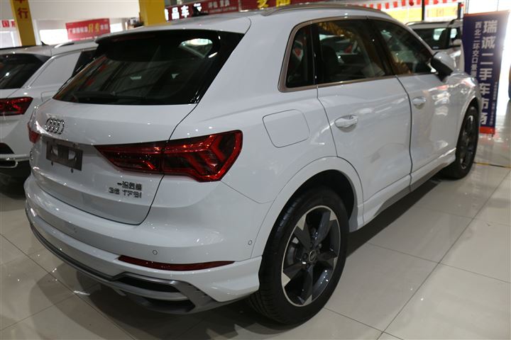 奥迪q3 2021款 35 tfsi 时尚致雅型 二手车市场选瑞诚